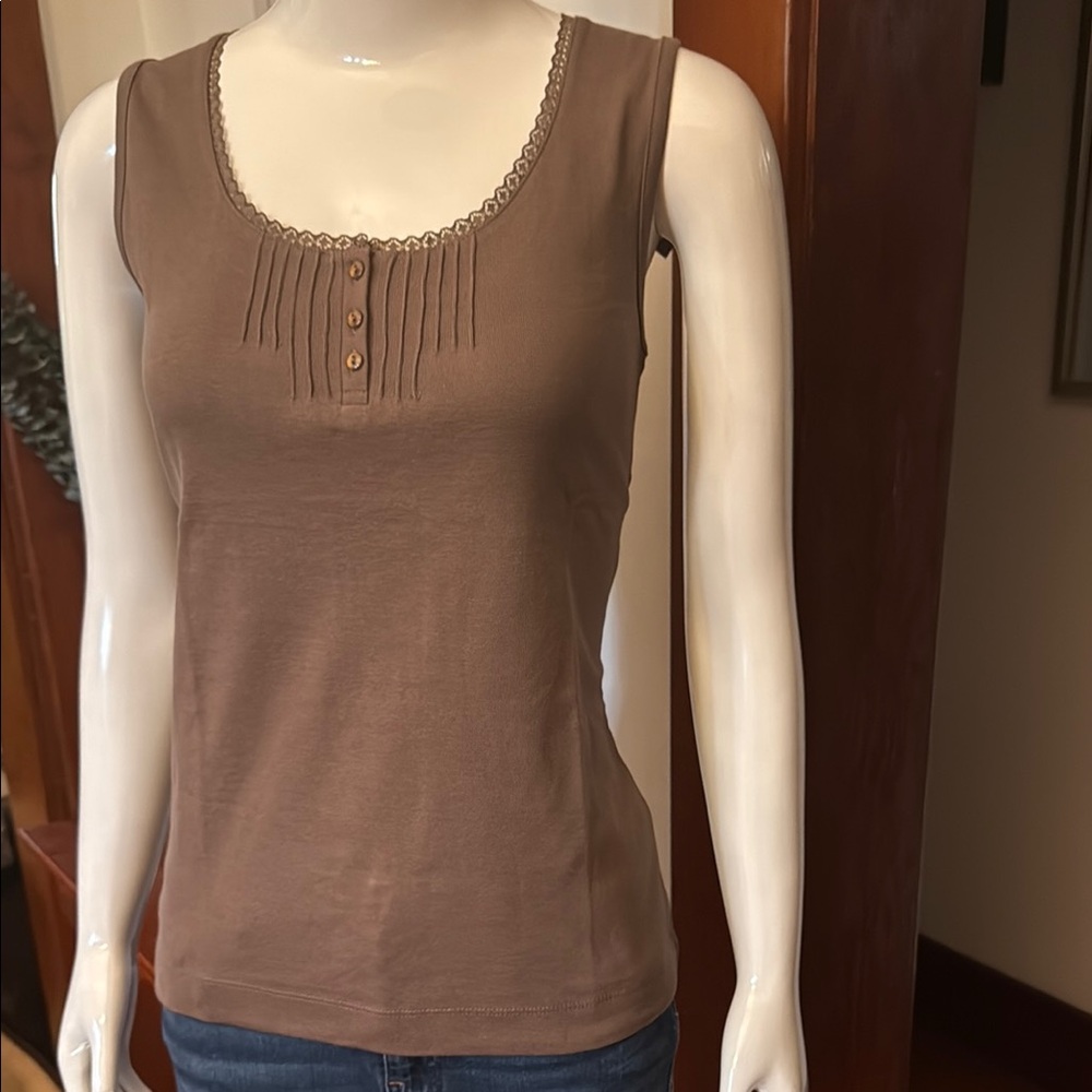 Women's Brown Sleeveless Top